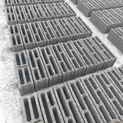 پوکه عدسی بلوکی